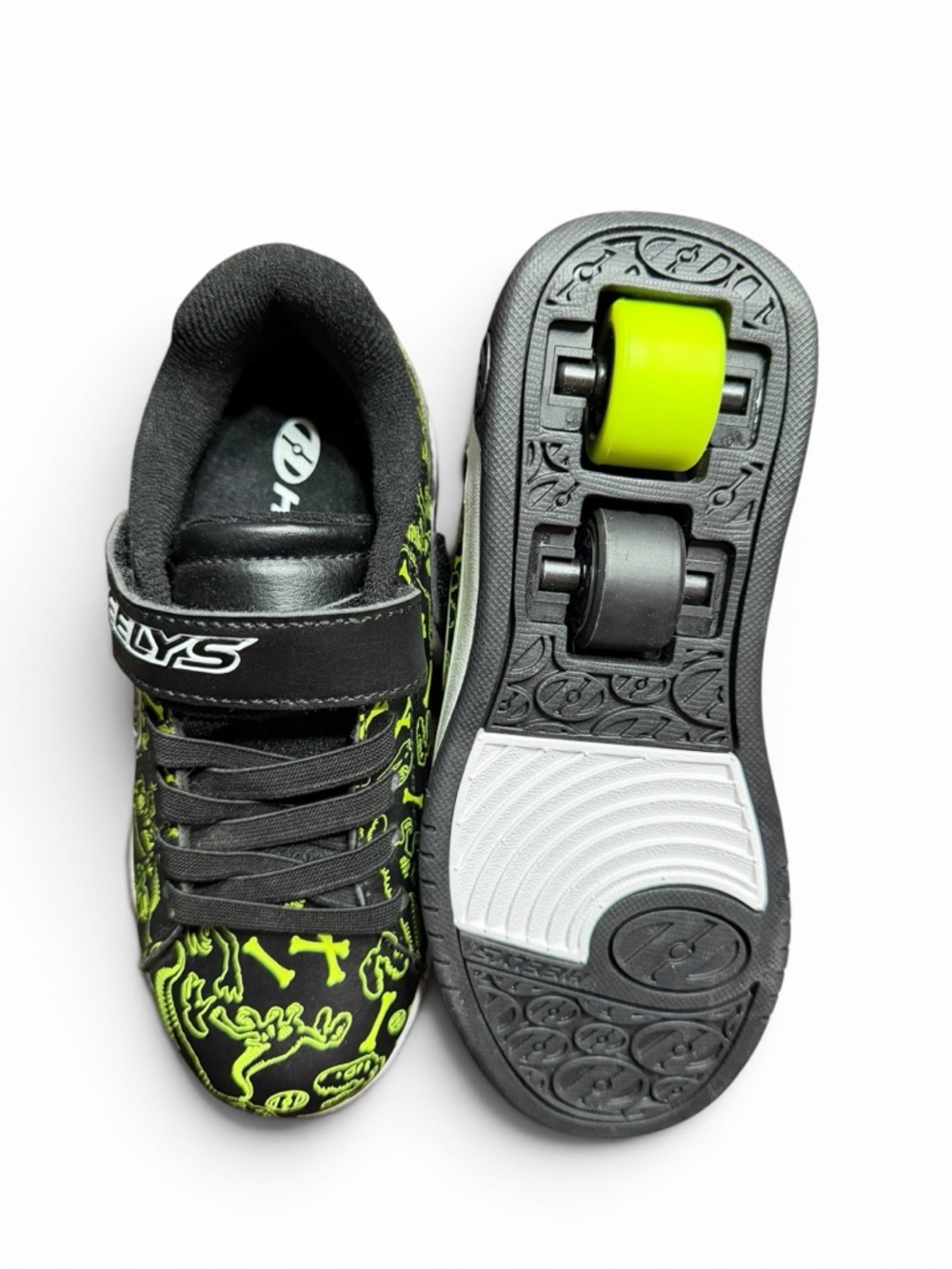 Kids Heelys Black with Neon Green Accent